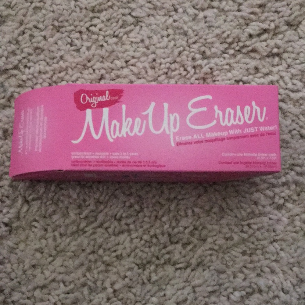 Pink MakeUp Eraser
